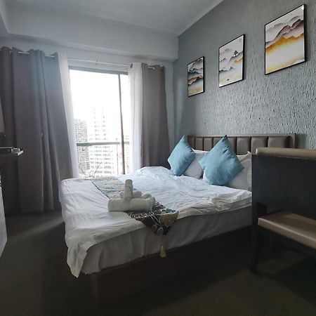 Warm Makati Aparthotel Μακάτι Εξωτερικό φωτογραφία