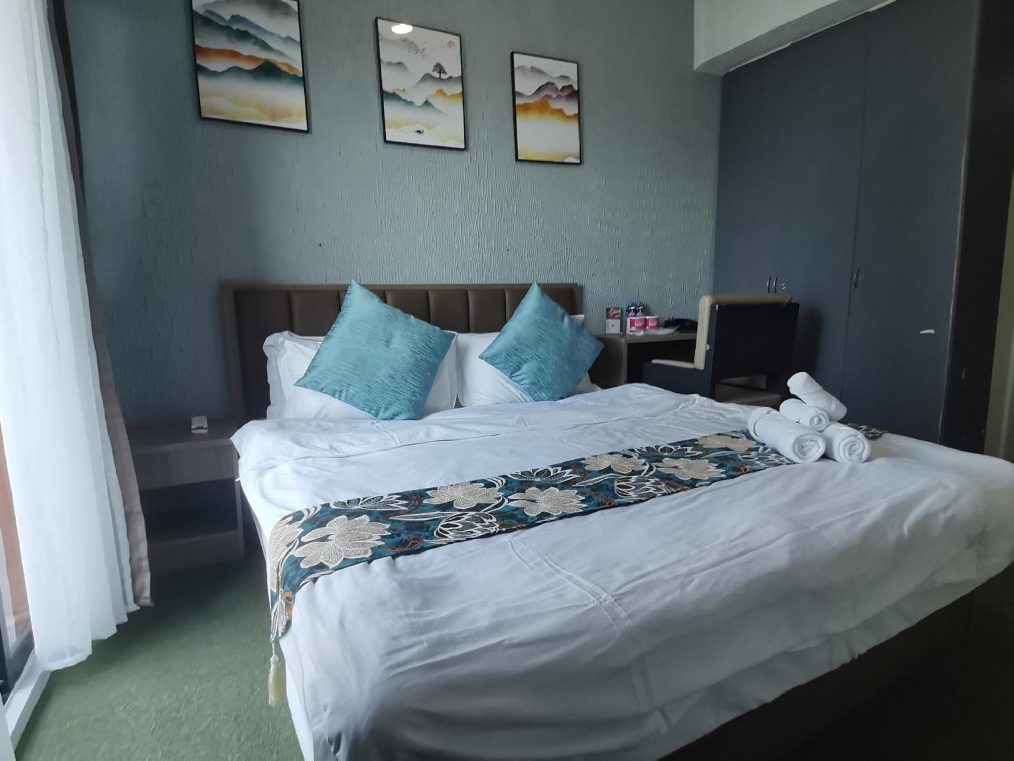 Warm Makati Aparthotel Μακάτι Εξωτερικό φωτογραφία