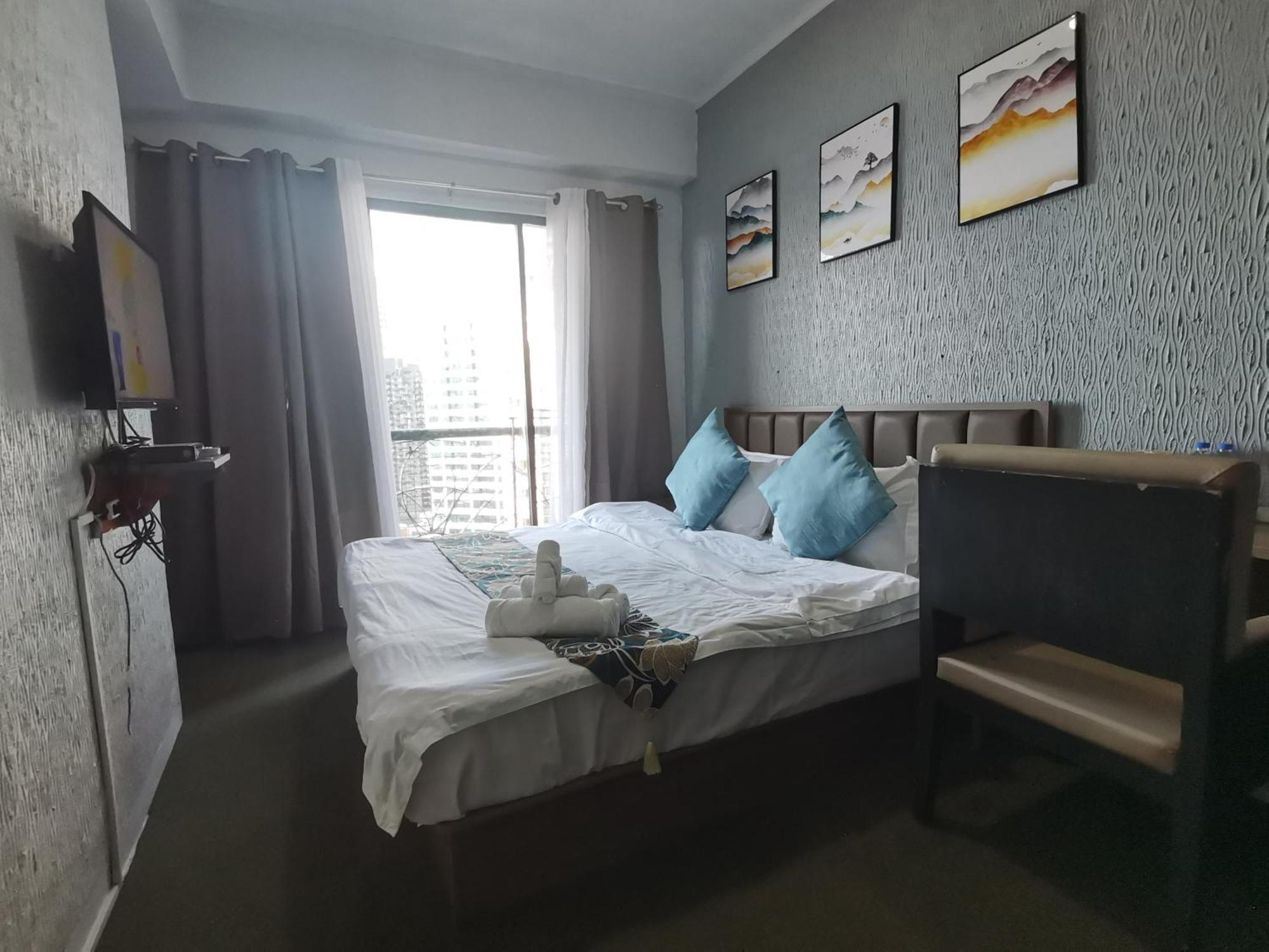 Warm Makati Aparthotel Μακάτι Εξωτερικό φωτογραφία